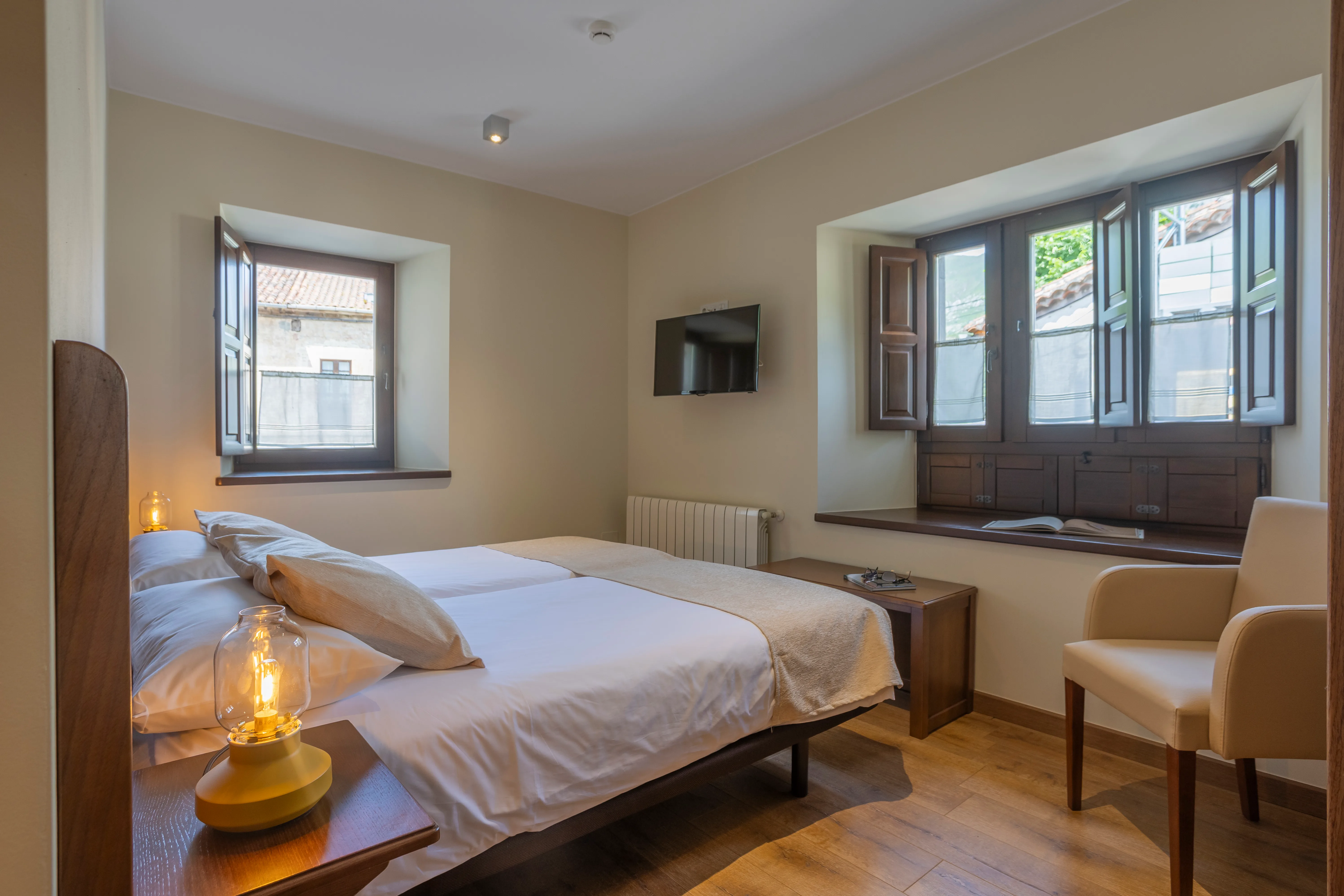 Habitación interior — vista general